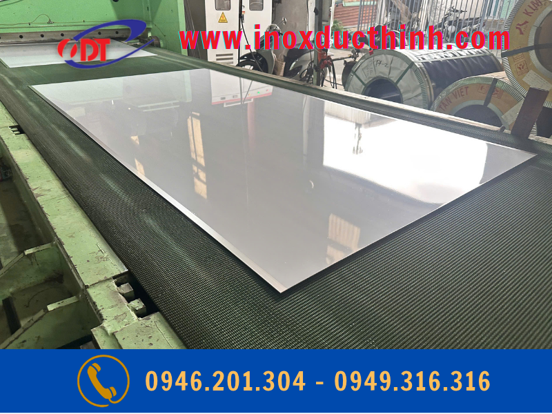 TẤM INOX 304/2B DÀY 2LY KHỔ 1249MM