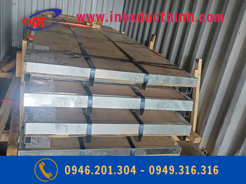 TẤM INOX VÀNG HỒNG GƯƠNG