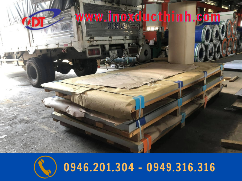 TẤM INOX GƯƠNG MÀU XANH DƯƠNG NHẠT