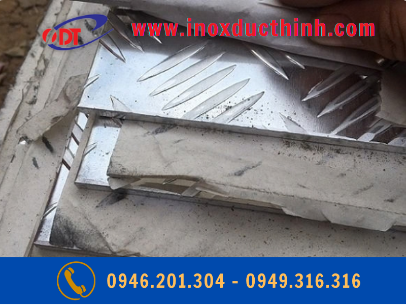 TẤM NHÔM GÂN CHỐNG TRƯỢT A3003 H14