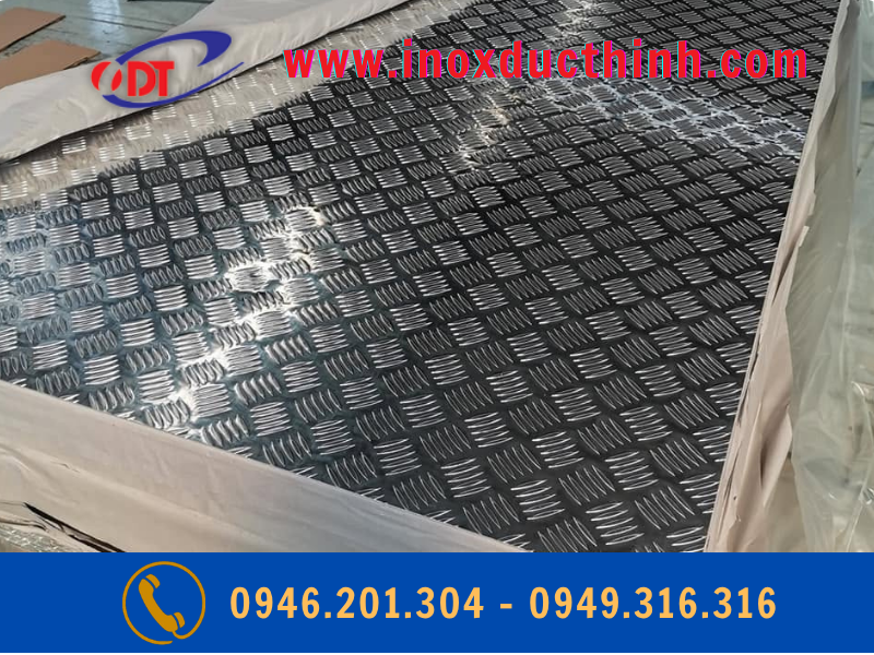 Nhôm gân chống trượt dày 2.5mm