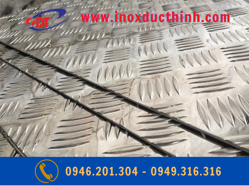 Nhôm gân chống trượt dày 2.5mm