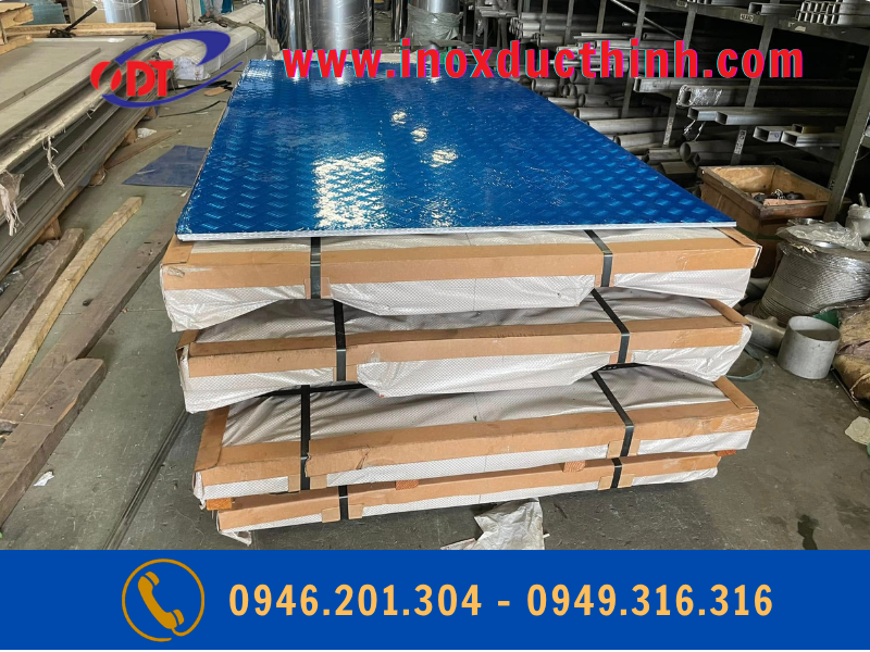 NHÔM GÂN A5052 DÙNG LÀM SÀN CÔNG NGHIỆP 