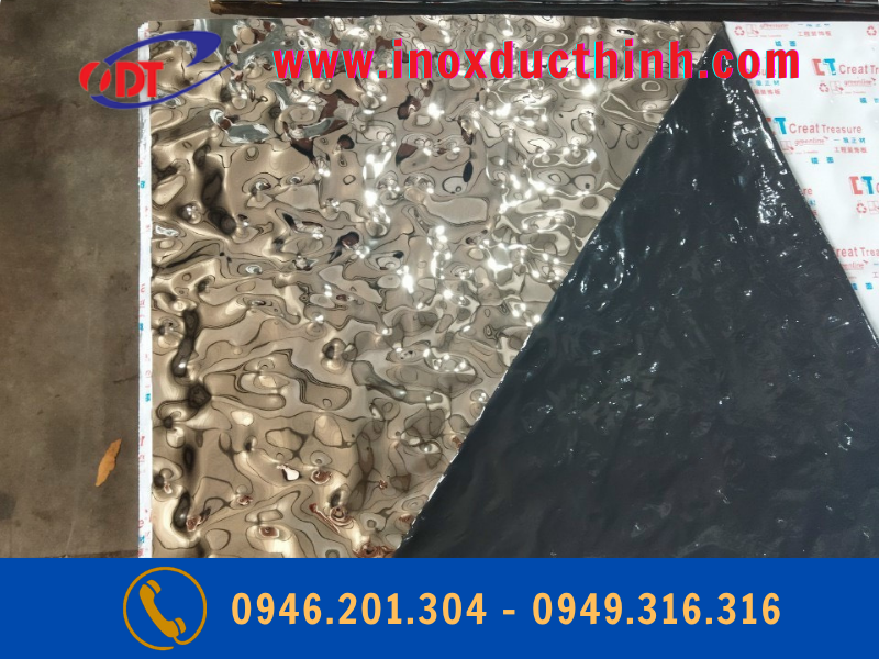 TẤM INOX SÓNG NƯỚC MÀU BẠC
