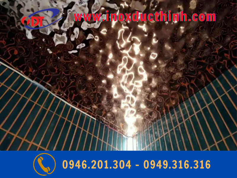 Tấm Inox Sóng Nước Màu Hồng