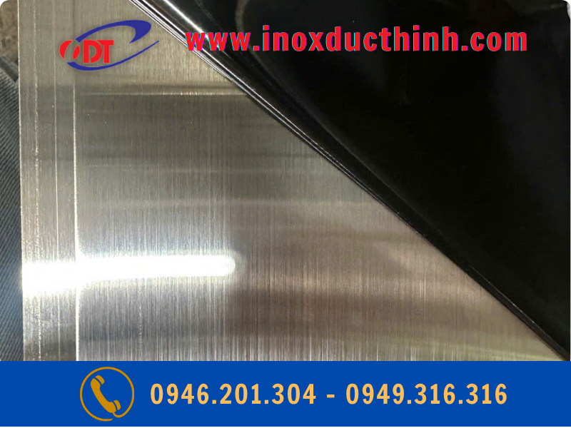 TẤM INOX MÀU XƯỚC TRẮNG HAIRLINE