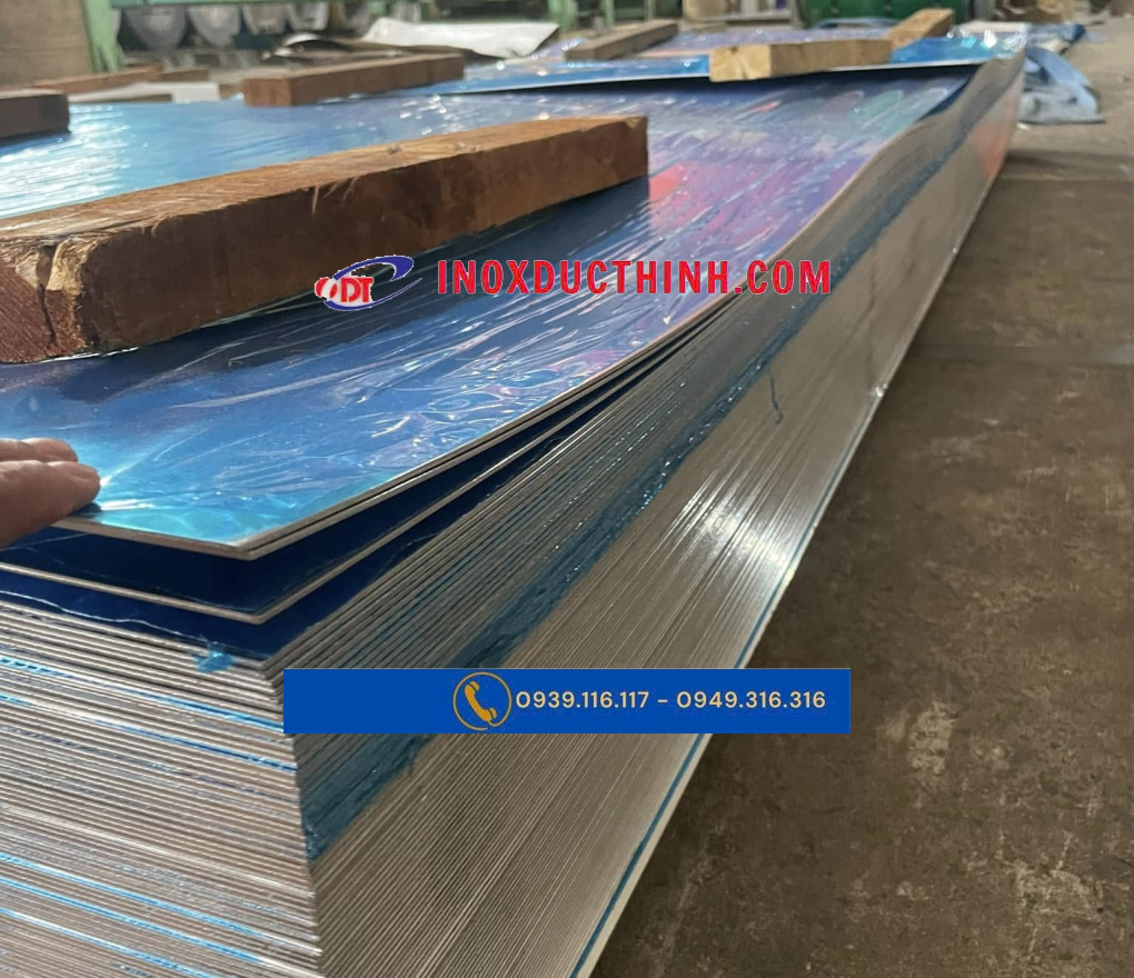 Nhôm Tấm A1050 H14 Dày 2.5mm – Đặc Điểm Và Ứng Dụng Trong Sản Xuất