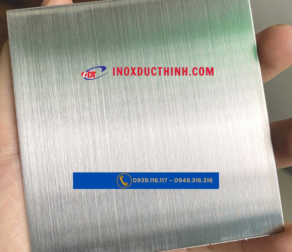 TẤM INOX MÀU XƯỚC TRẮNG HAIRLINE – BỀ MẶT TINH TẾ, HIỆN ĐẠI