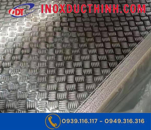 NHÔM TẤM GÂN CHỐNG TRƯỢT A3003 H14 DÀY 2.5MM – ĐẶC TÍNH VÀ ỨNG DỤNG